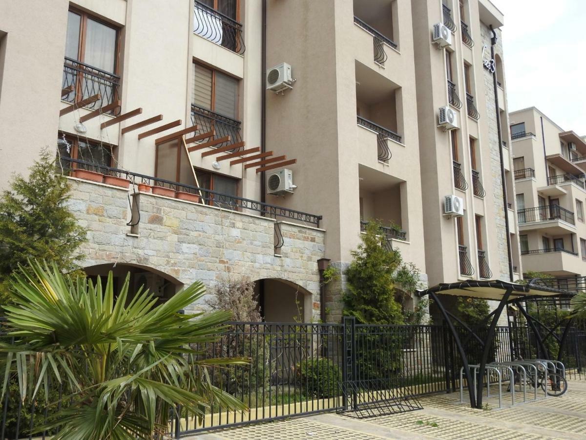 Cascadas Studio Apartment Sunny Beach Exterior photo