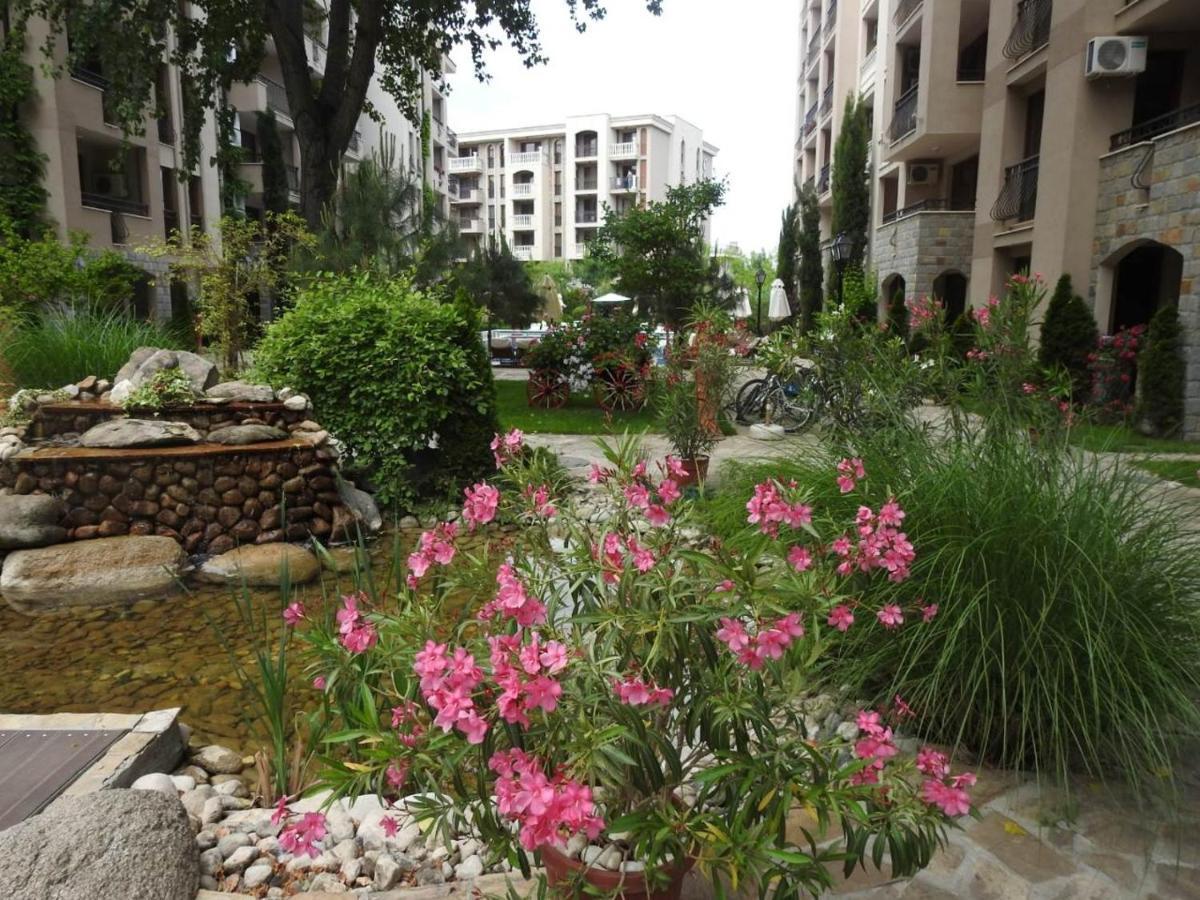 Cascadas Studio Apartment Sunny Beach Exterior photo